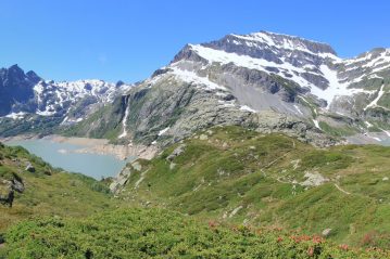 Route to Col du Bel Oiseau